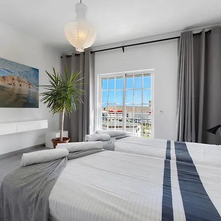 Casa Surfer's Sanctuary - Algarve ヴィラ・ド・ビスポ